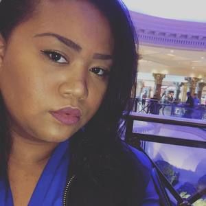 Meet your Posher, Cecilia